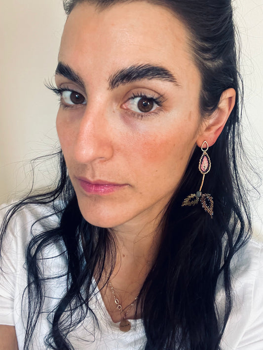 V Sienna rose teardrops