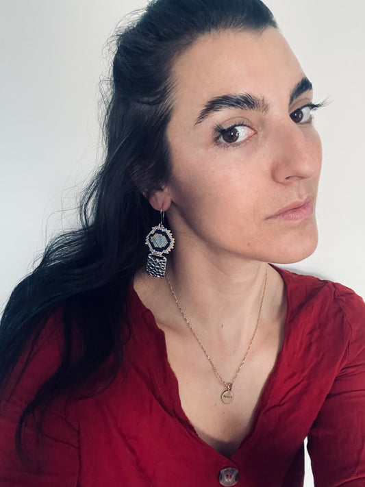 V hammered metal abstract flower