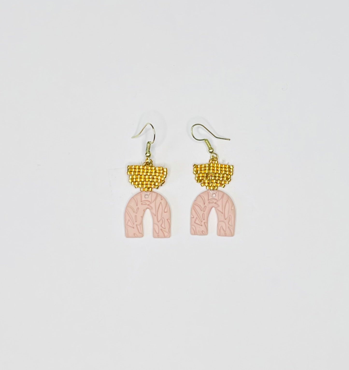 Horseshoe Cup - Gold/Blush